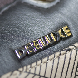 DEELUXE