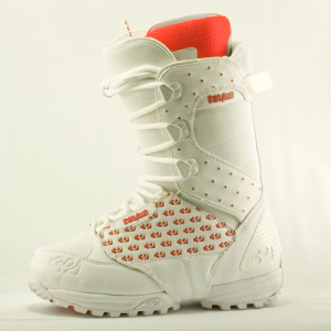 32 (THIRTY TWO) WOMEN'S LASHED BOOT RUBY RED