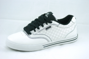 SUPRA CALI VULK SHOES IN WHITE PERFORATED LEATHER