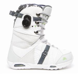K2 WOMEN'S AFFAIR ACCESS BOA SNOWBOARD BOOT IN WHITE