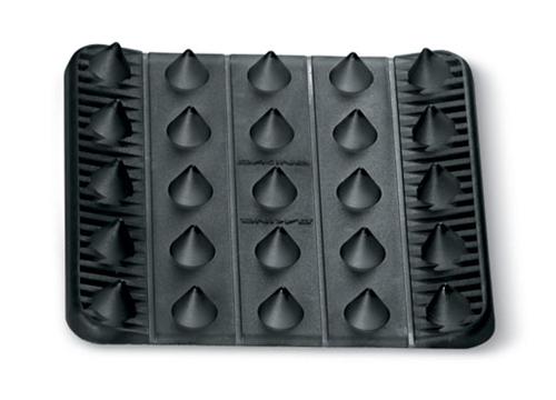 DAKINE SPIKE MAT STOMP PAD IN BLACK