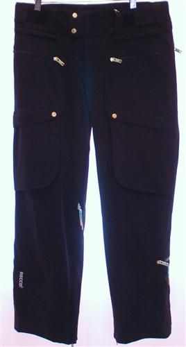 NIKE WOMEN'S CARGO PANT IN BLACK