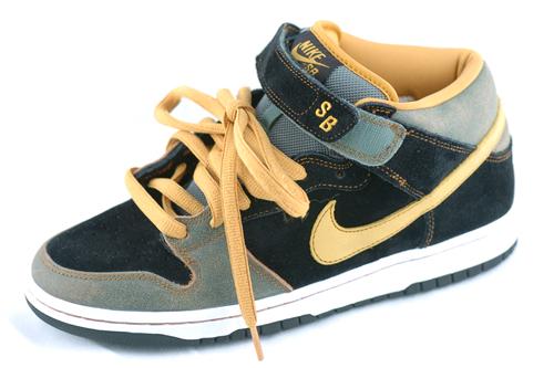 NIKE DUNK MID PREMIUM SB SHOE IN ISLAND TEAL HEATHER AND MINERAL YELLOW
