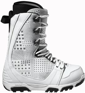 32 (THIRTY TWO) PRION BOOT IN WHITE AND BLACK