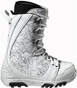 32 (THIRTY TWO) WOMEN'S PRION BOOT IN WHITE AND BLACK