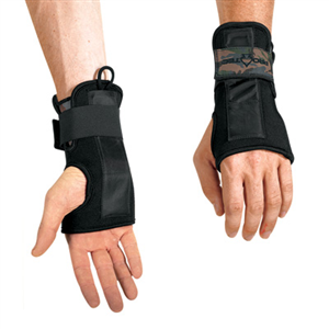 PROTEC IPS WRIST GUARDS IN BLACK