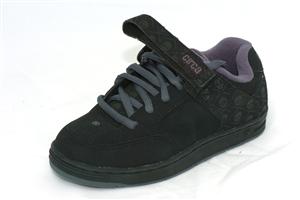 CIRCA CX205 KIDS SHOE IN BLACK AND GREY SKULLS