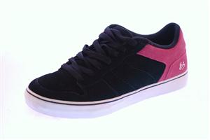 ES THEORY SHOE IN BLACK, PINK, AND WHITE