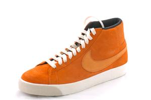 NIKE BLAZER PREMIUM SB SHOE IN SOLAR ORANGE