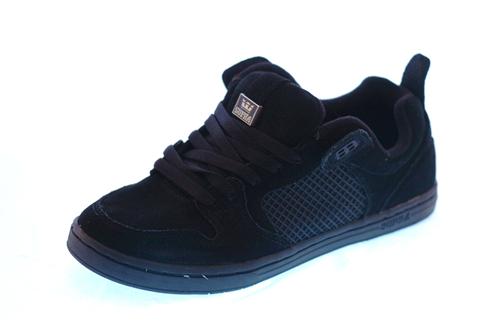 SUPRA CRUIZER SHOE IN BLACK BLACK SUEDE