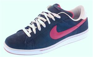 NIKE ZOOM CLASSIC SB SHOE IN DARK OBSIDIAN AND CERISE