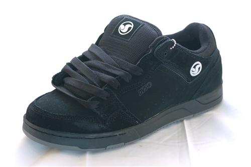 DVS RIKERS SHOE IN BLACK NUBUCK
