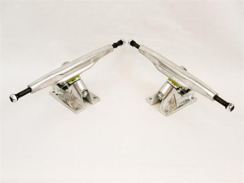 RANDAL R-2 180MM BLACK TRUCKS (SET OF 2)