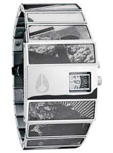NIXON ROTOLOG WATCH IN MEMIOR
