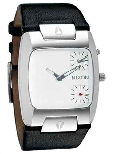 NIXON BANKS LEATHER WATCH IN WHITE
