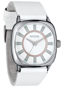 NIXON REVOLVER WATCH IN WHITE ON WHITE