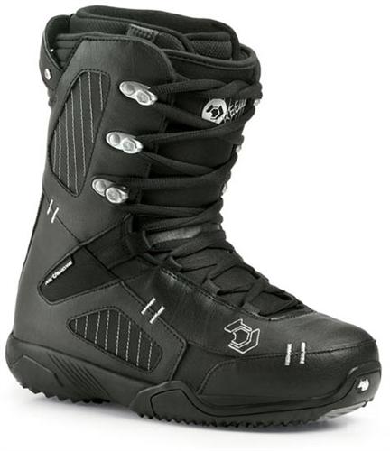 NORTHWAVE FREEDOM BOOTS IN BLACK AND GREEN