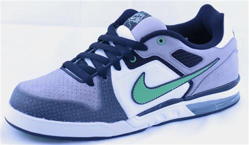 NIKE 6.0 AIR ZOOM CONVERGE SHOE IN MEDIUM GREY, MEAN GREEN, AND BLACK
