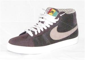 NIKE BLAZER SB ELITE SHOE IN DARK ARMY AND KHAKI