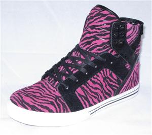 SUPRA MUSKA SKYTOP SHOE IN BLACK AND MAGENTA