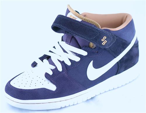 NIKE SB DUNK MID PRO SHOE IN ABYSS AND WHITE