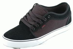 VANS CHUKKA LOW  SHOES IN FOREVER BLACK AND RED