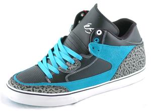 ES ERVING SHOE IN GREY, BLACK AND BLUE