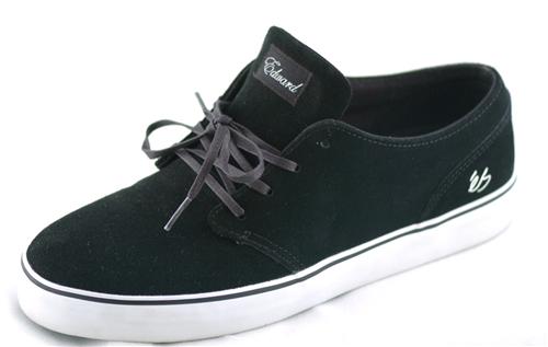 ES EDWARD SHOE IN BLACK AND WHITE