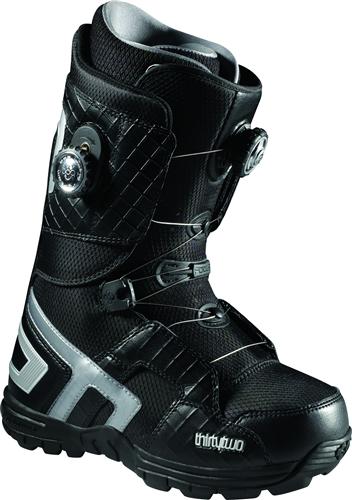 THIRTY TWO (32) FOCUS BOA SNOWBOARD BOOTS IN BLACK AND SILVER