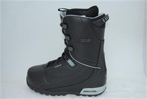 CELSIUS CLS 9 SNOWBOARDING BOOTS IN BLACK