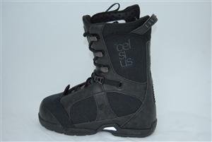 CELSIUS CLIMATE SNOWBOARD BOOTS IN BLACK