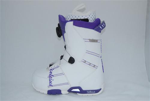 CELSIUS WOMENS CLOUD 9 BOA SNOWBOARD BOOTS IN WHITE AND PURPLE