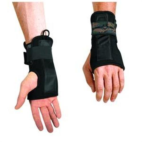 PROTEC IPS WRIST GUARDS IN BLACK AND WOODLAND CAMO