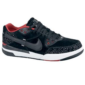 NIKE SB ZOOM PAUL RODRIGUEZ 3 SHOE IN BLACK AND BLACK