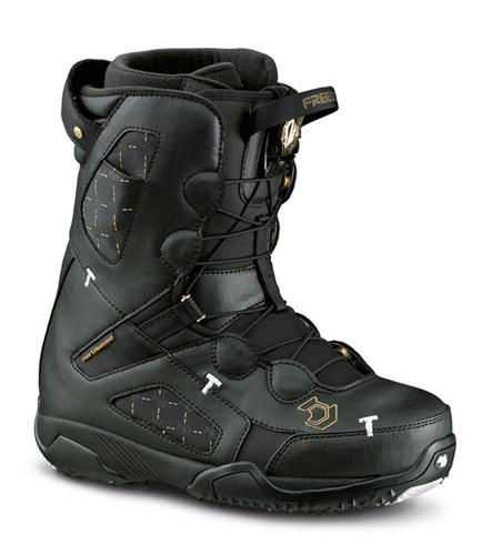 NORTHWAVE FREEDOM SL BOOTS IN BLACK, WHITE, AND GOLD
