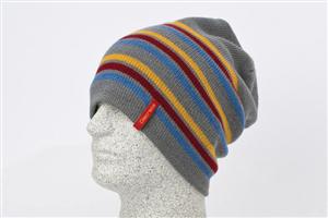 DISCRETE CLIQUE BEANIE IN GRAY