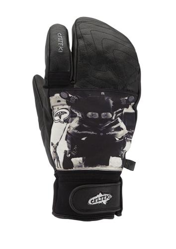 CELTEK SLED DOG GLOVES IN BLACK AND WHITE