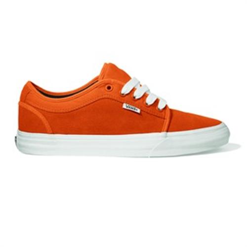 VANS CHUKKA LOW SHOE IN ORANGE AND WHITE