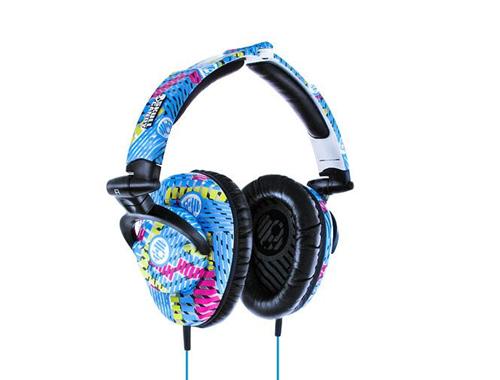 SKULLCANDY SKULLCRUSHER HEADPHONES IN CMYK