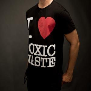 COMUNE TOXIC T-SHIRT IN BLACK